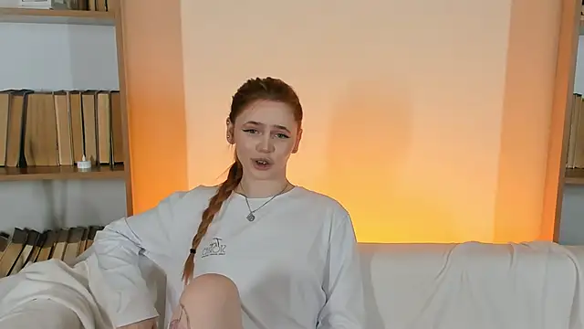 Phoenix_Margo live sex cam