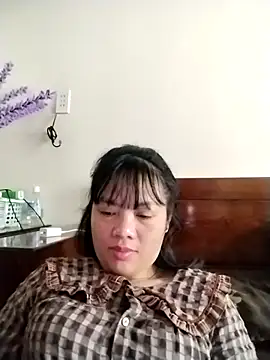 Lady-big91 live sex cam