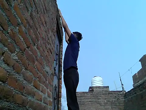 Stubborndesiboy live sex cam