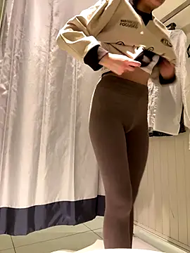 ErikaMuse's cam snapshot