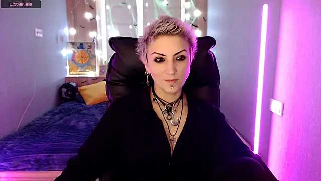 Sweet-n-Strong live sex cam