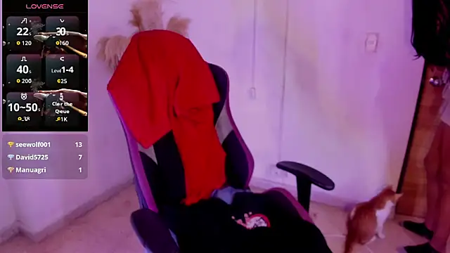 carolinemiller7 live sex cam