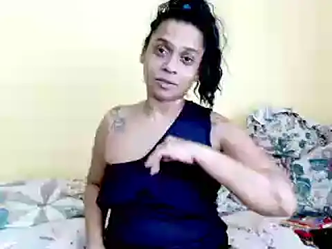 MiZzCreator live sex cam