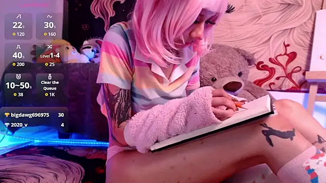 Alicedangerrr live sex cam