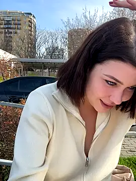 KikiWatson live sex cam