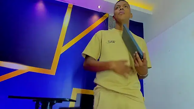 the_hot_boy0 live sex cam