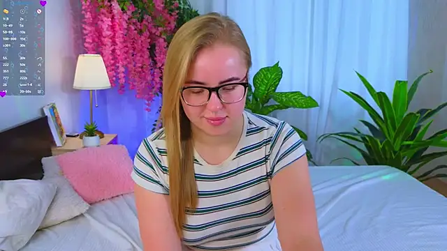 JudithWilson's cam snapshot