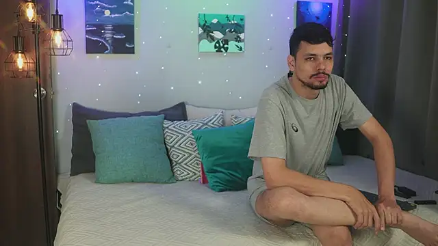 Cleoanubis-'s cam snapshot