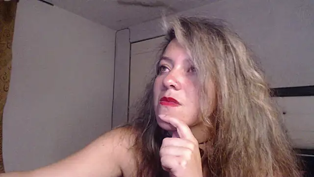 Mahia_000's cam snapshot