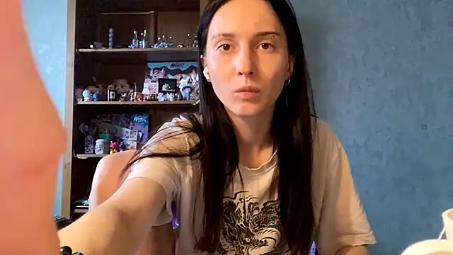 CyberAIice's cam snapshot