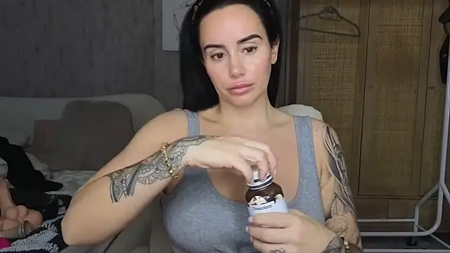 LibbyLoveHeartx live sex cam