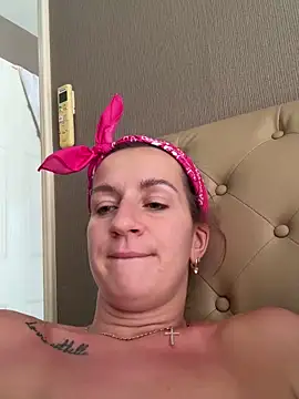 EvvaMur live sex cam