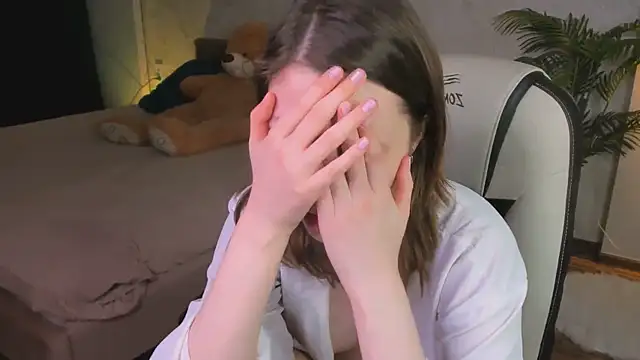 Lunar_Lily live sex cam