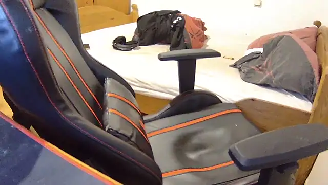 KmlBI26 live sex cam