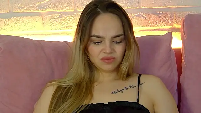 AnitaVenture's cam snapshot