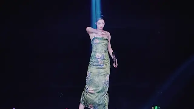 AAA-Stunner live sex cam