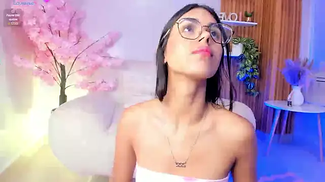 Isa_little4u's cam snapshot