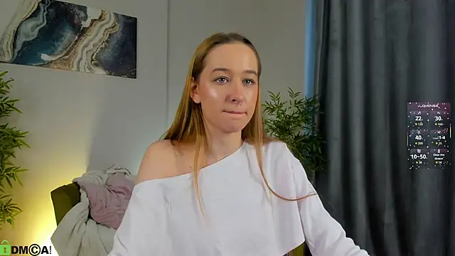 Sweett_Monica's cam snapshot