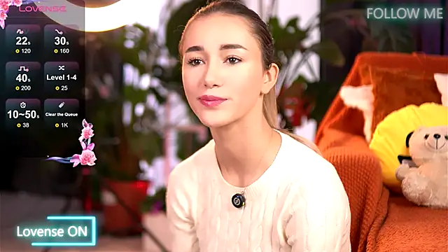 EmilyRaymont's cam snapshot