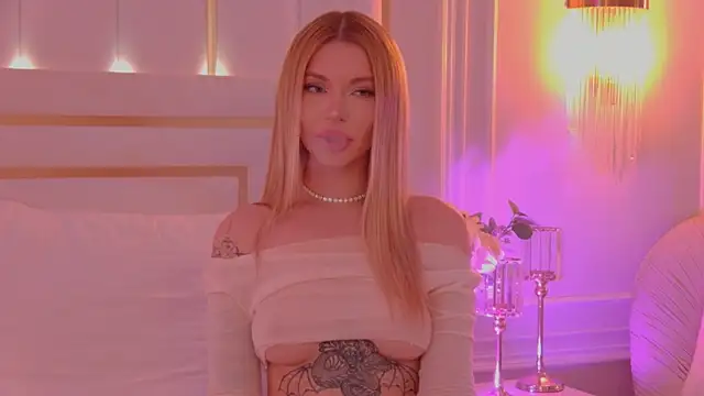 AriellaMelo's cam snapshot