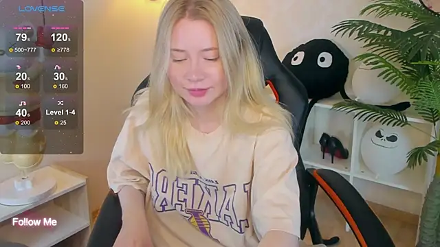 Lillie_Berry's cam snapshot