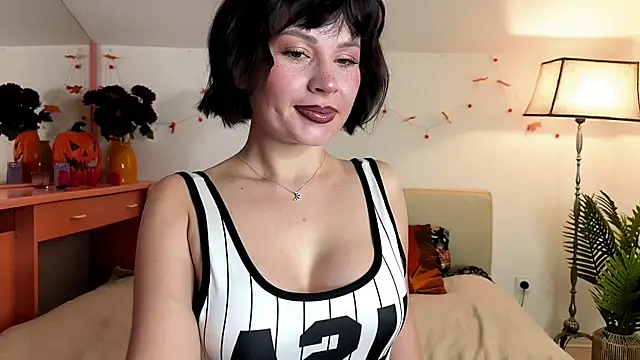 Me-Dea's cam snapshot