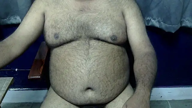 hairysubcub_70's cam snapshot