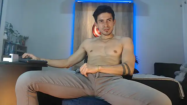 Andrew_4_ live sex cam