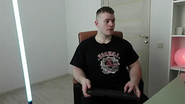 Richard_Dullas live sex cam