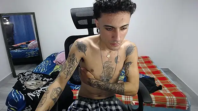 present_the_magic live sex cam