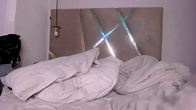 PiperrCry live sex cam