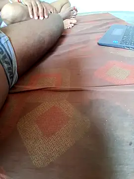 RAYI_Queen_3 live sex cam