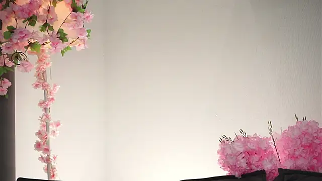 AmiLewis live sex cam