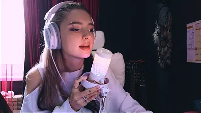 Avi_Nile live sex cam