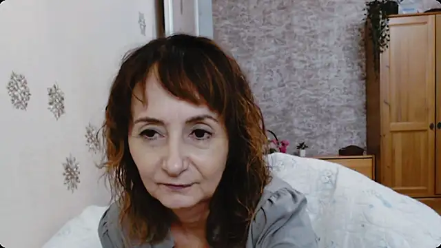 AnnieEltgant live sex cam