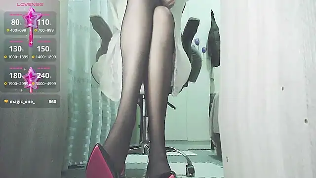 -orange_ live sex cam