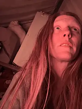 GoldenFlameGoddess live sex cam