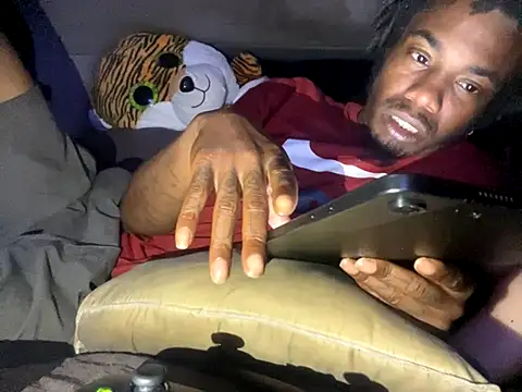 SlimeCrownzOut5 live sex cam