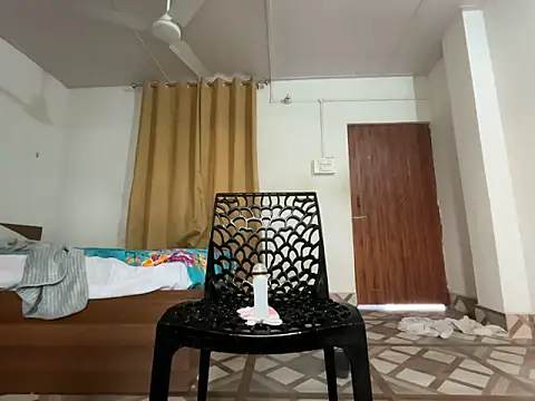 Naughtyandhairy live sex cam