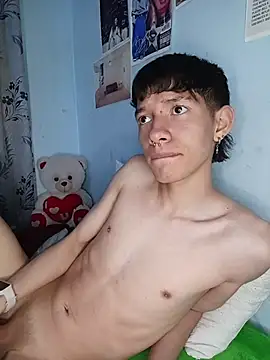 heyy_noah11 live sex cam