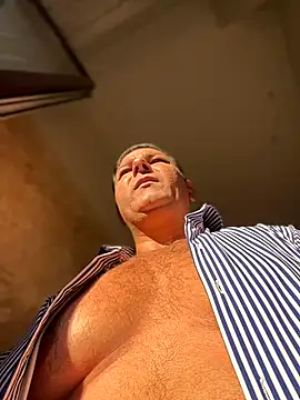 SecretlyDD live sex cam