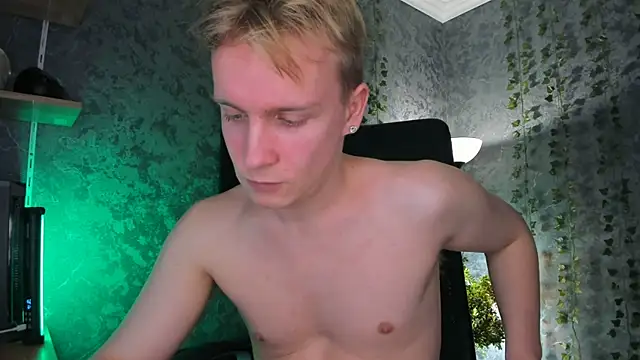 AlexxSweet live sex cam