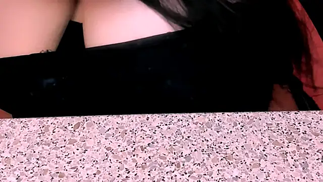 love_insidee live sex cam