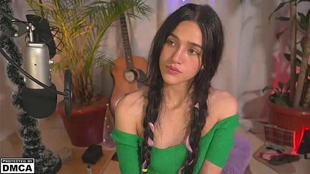 Kore_Persephone live sex cam