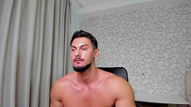 ClintMasters live sex cam