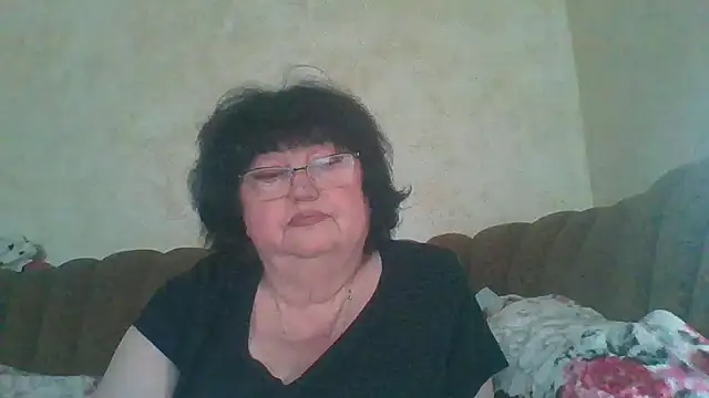 MilaSky5303's cam snapshot