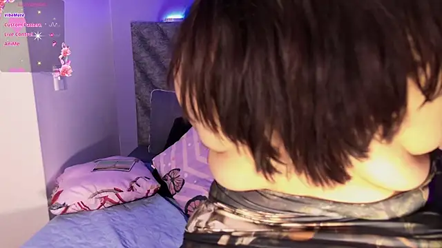 emmajohnss live sex cam