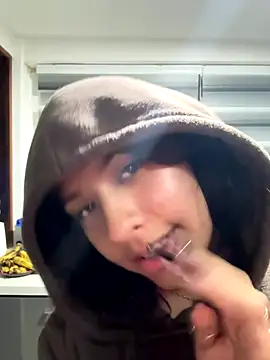 lynn9000's cam snapshot