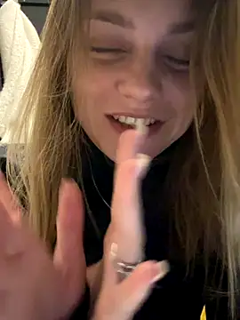 ValenciaShock live sex cam