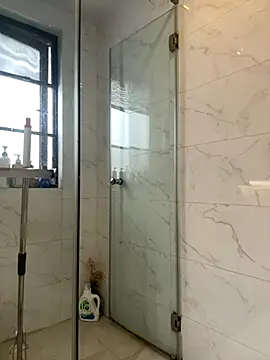 lingzi9333 live sex cam